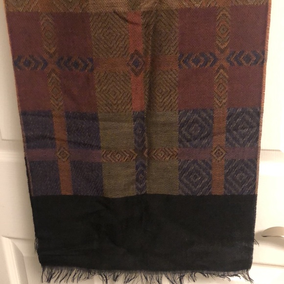 Neiman Marcus High quality jacquard wool stole, shawl in unique pattern - Picture 4 of 12